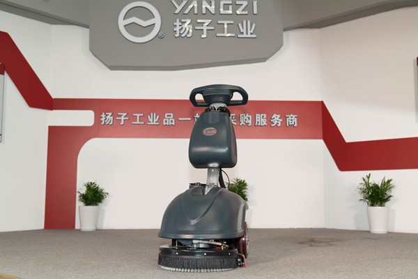 商場用手推式洗地機優(yōu)勢有哪些？